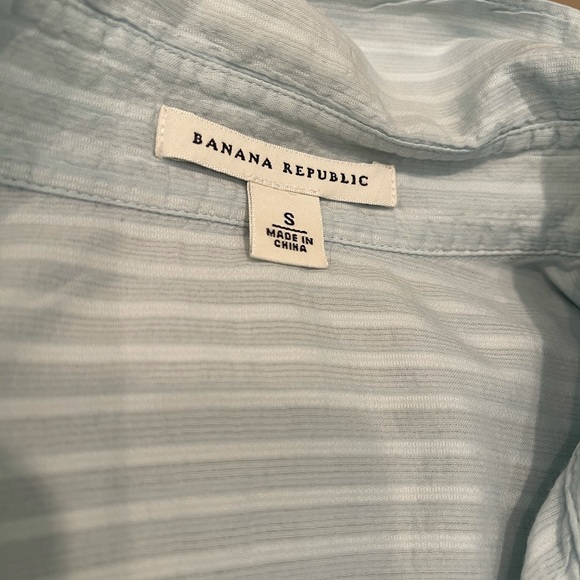 Banana Republic S long sleeve light blue blouse - Picture 11 of 11